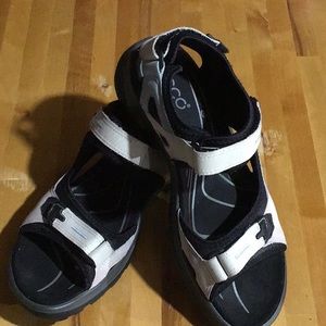 Women’s Ecco Yucatán Sandals EU Size 40